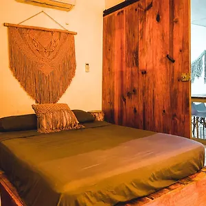 https://hostel-coelum.quintano-roohotels.com